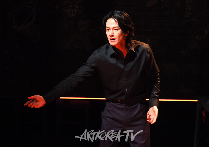 연극 '킬롤로지' 프레스콜(폴 역의 임주환). 2024.10.02 사진 ⓒ아트코리아방송 이용선 기자