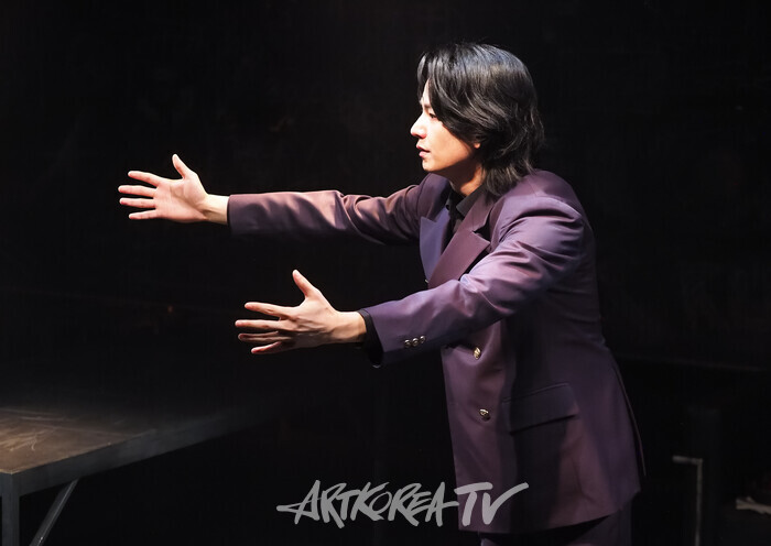 연극 '킬롤로지' 프레스콜(폴 역의 임주환). 2024.10.02 사진 ⓒ아트코리아방송 이용선 기자