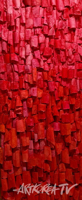 붉은빛이 물들일 때_71.5x173.5cm_캔버스위에우튜팩100장,아크릴릭_2024