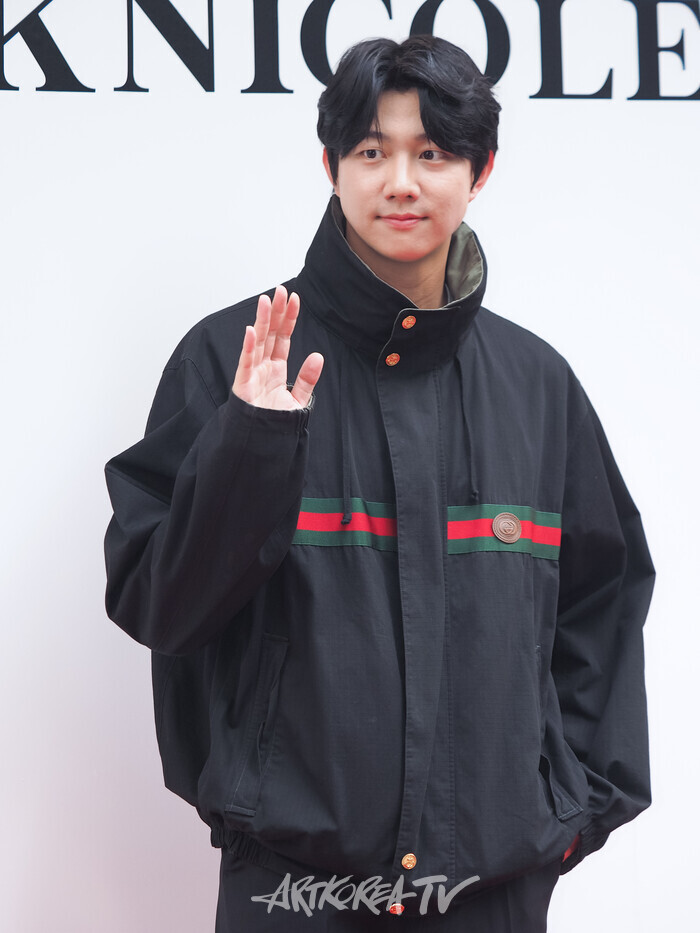 ​닉앤니콜 명동 플래그십스토어 그랜드 오픈 포토월 행사(기도훈) 2024.10.11 사진 ⓒ아트코리아방송 이용선 기자​