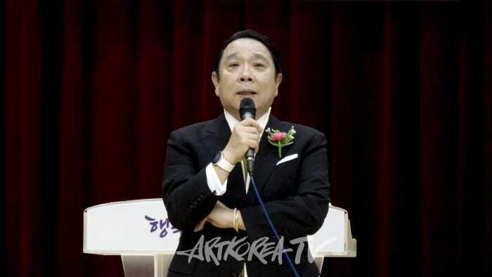 제12회 아트챌린저 신진작가 공모전 시상식-신석주 문학예술학 박사 심사평