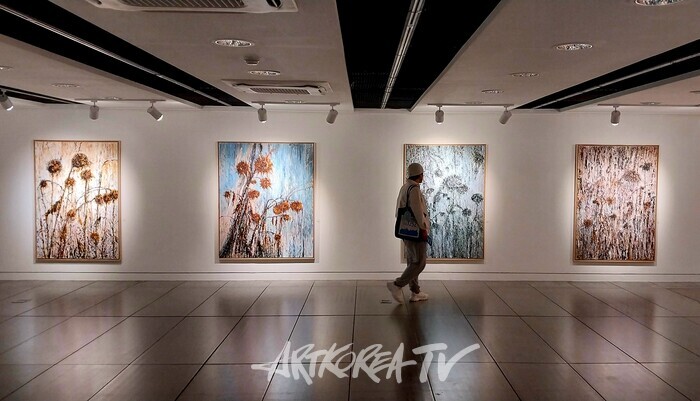 왕영미 개인전 전시 풍경