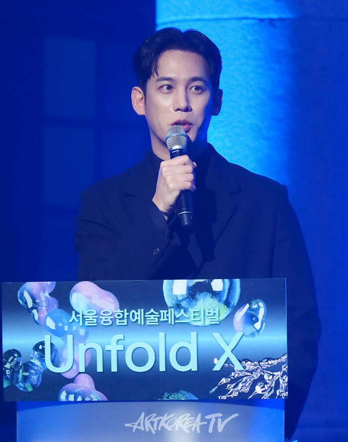 제3회 서울융합예술페스티벌 언폴드엑스 2024 '2084 : 스페이스오디세이' 개막식(박기웅) 2024.11.07 사진 ⓒ아트코리아방송 이용선 기자​