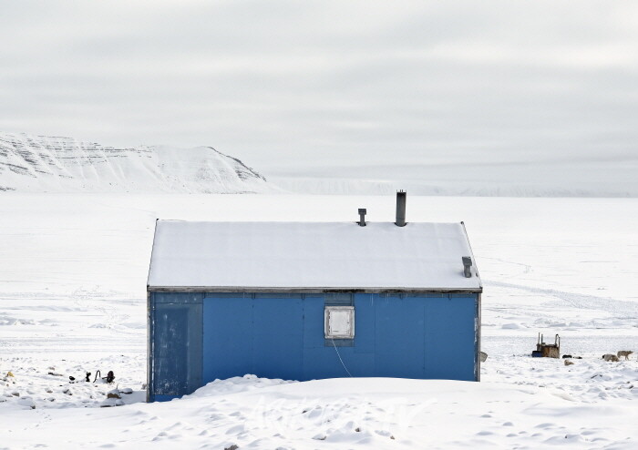 Home14_Siorapaluk_2019_ⓒ Tiina_Itkonen_사진제공 공근혜갤러리