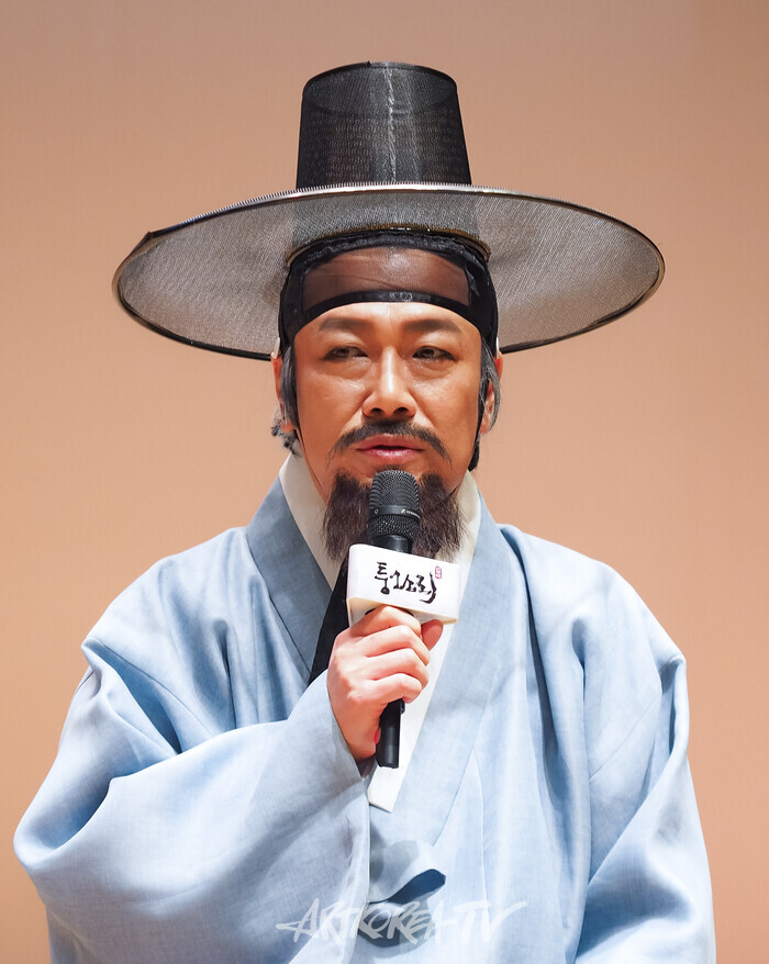 연극 '퉁소소리' 전막 프레스콜(최숙 역 강신구) 2024.11.11 사진 ⓒ아트코리아방송 이용선 기자​