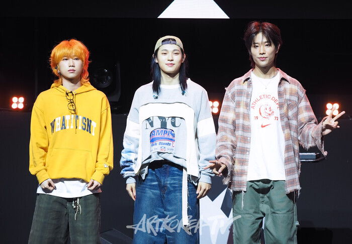 13파운드(FOUND) 데뷔 쇼케이스 (사진 왼쪽부터 송치원-김성연-박민서) 2024.11.13 사진 ⓒ아트코리아방송 이용선 기자​