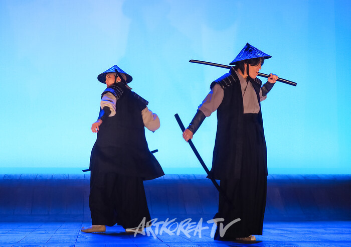 연극 '퉁소소리' 전막 프레스콜. 2024.11.11 사진 ⓒ아트코리아방송 이용선 기자​