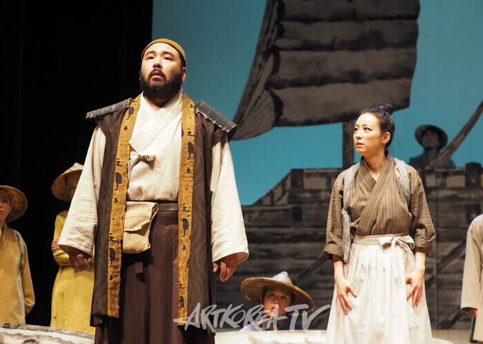 연극 '퉁소소리' 전막 프레스콜(옥영 역 정새별) 2024.11.11 사진 ⓒ아트코리아방송 이용선 기자​