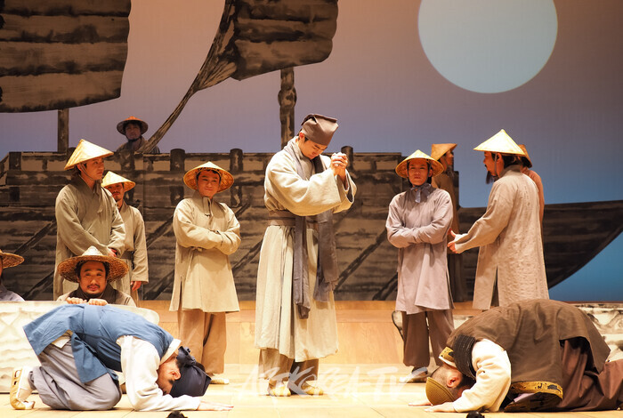 연극 '퉁소소리' 전막 프레스콜. 2024.11.11 사진 ⓒ아트코리아방송 이용선 기자​