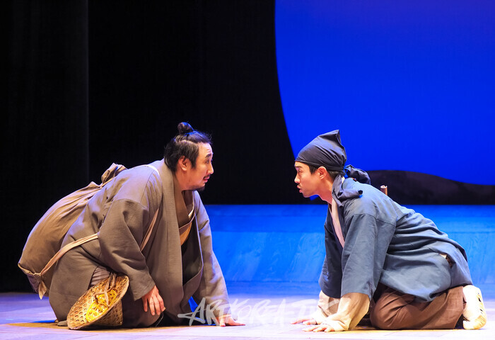 연극 '퉁소소리' 전막 프레스콜(홍도 역 최나라, 돈우 역 박장면) 2024.11.11 사진 ⓒ아트코리아방송 이용선 기자​