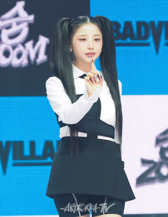배드빌런 디지털 싱글 '숨'(ZOOM) 발매 기념 쇼케이스(클로이 영). 2024.11.19 사진 ⓒ아트코리아방송 이용선 기자​
