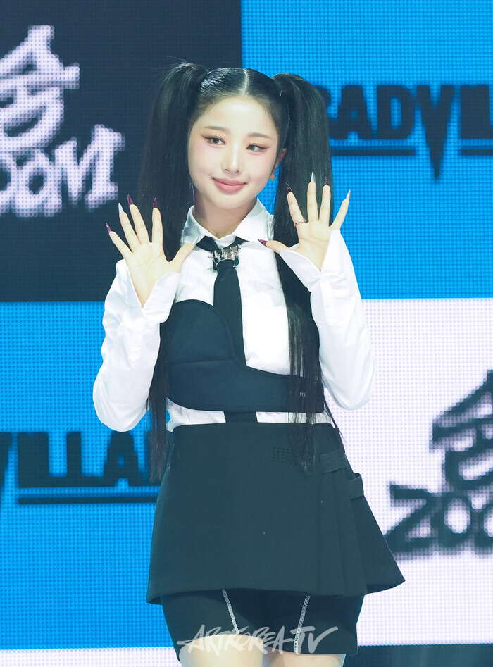 배드빌런 디지털 싱글 '숨'(ZOOM) 발매 기념 쇼케이스(클로이 영). 2024.11.19 사진 ⓒ아트코리아방송 이용선 기자​