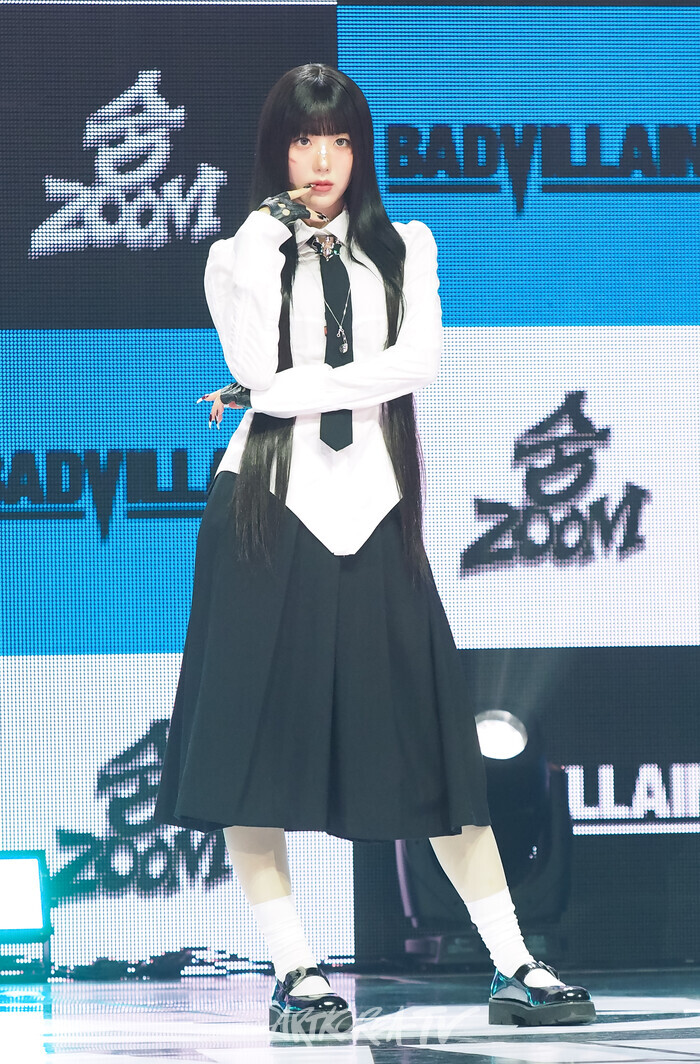 배드빌런 디지털 싱글 '숨'(ZOOM) 발매 기념 쇼케이스(윤서). 2024.11.19 사진 ⓒ아트코리아방송 이용선 기자​