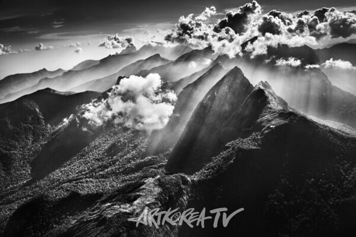 산맥 (사진-© 세바스티앙 살가도)