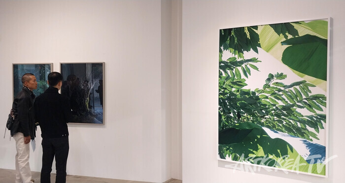 박형근 개인전  '유동성의 지형학(Fluidic Topography)' Reception 전경