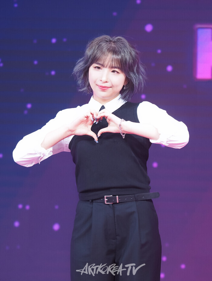 켈트나인(KELT9b) 루아 '언크러셔블'(UNCRUSHABLE) 발매 기념 쇼케이스. 2024.11 22 사진 ⓒ아트코리아방송 이용선 기자​