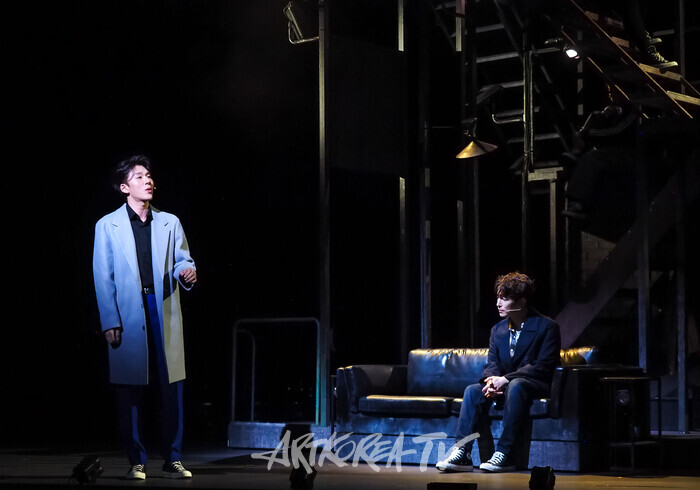 뮤지컬 '틱틱붐' 프레스콜 (존 역 배두훈, 마이클 역 양희준) 2024.11.20 사진 ⓒ아트코리아방송 이용선 기자​
