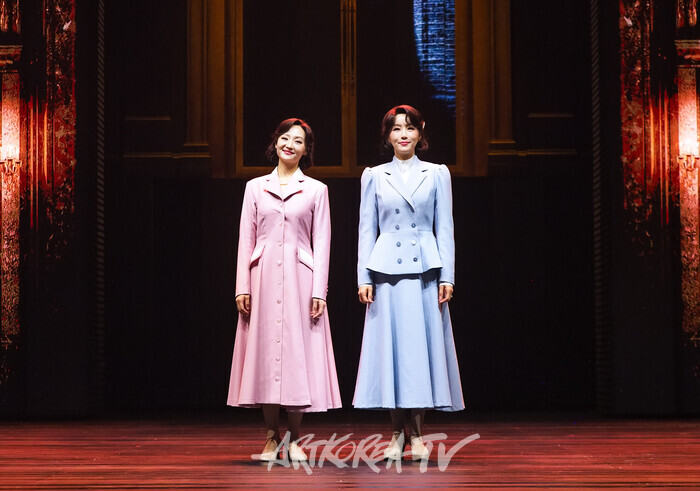 뮤지컬 '스윙 데이즈_암호명 A' 프레스콜(최현주-이지숙). 2024.11.26 사진 ⓒ아트코리아방송 이용선 기자​