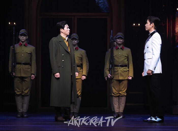 뮤지컬 '스윙 데이즈_암호명 A' 프레스콜. 2024.11.26 사진 ⓒ아트코리아방송 이용선 기자​