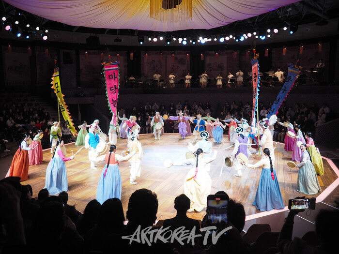 '마당놀이 모듬전' 전막 시연. 2024.11.28 사진 ⓒ아트코리아방송 이용선 기자​
