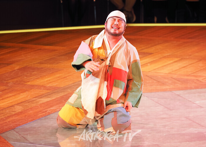 '마당놀이 모듬전' 전막 시연(흥부 역 유태평양). 2024.11.28 사진 ⓒ아트코리아방송 이용선 기자​