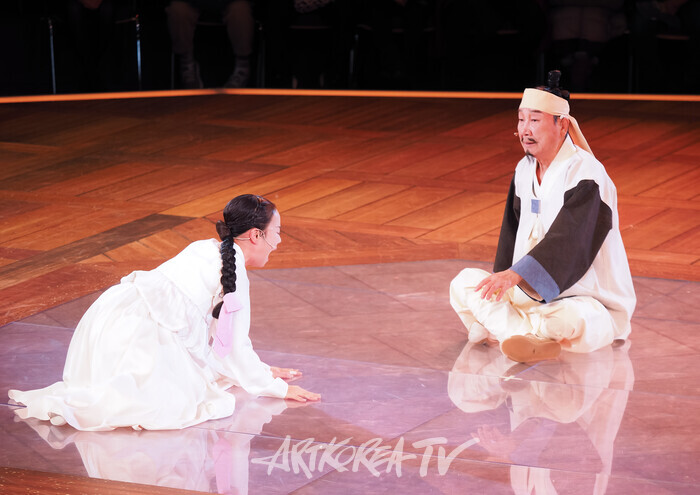 '마당놀이 모듬전' 전막 시연(심봉사 역 윤문식, 심청 역 민은경). 2024.11.28 사진 ⓒ아트코리아방송 이용선 기자​