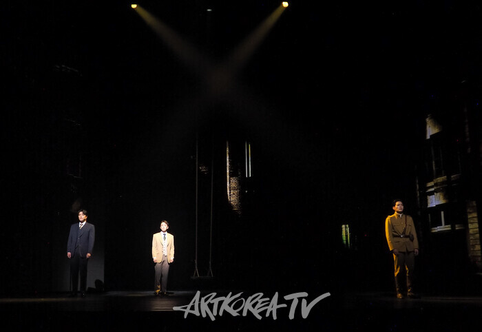 뮤지컬 '스윙 데이즈_암호명 A' 프레스콜. 2024.11.26 사진 ⓒ아트코리아방송 이용선 기자​