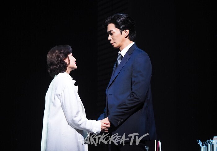 뮤지컬 '스윙 데이즈_암호명 A' 프레스콜. 2024.11.26 사진 ⓒ아트코리아방송 이용선 기자​