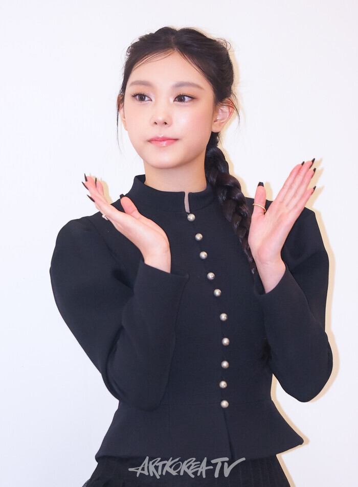 '디올 뷰티 홀리데이 팝업' 행사(뉴진스 해린) 2024.12.06 사진 ⓒ아트코리아방송 이용선 기자​