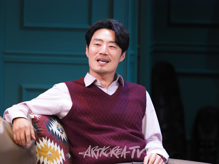 연극 '대학살의 신' 프레스콜(이희준) 2024.12.10 사진 ⓒ아트코리아방송 이용선 기자​