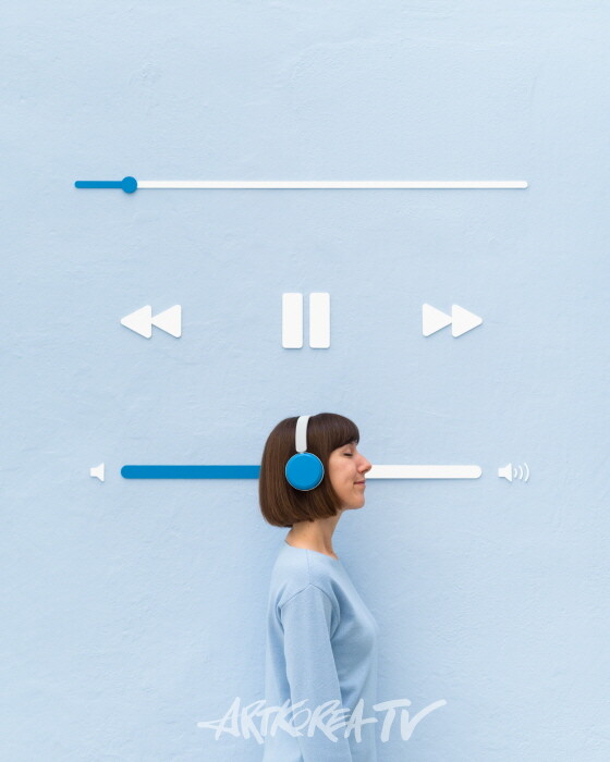 1-4.On_Repeat_Valencia, Spain_2023