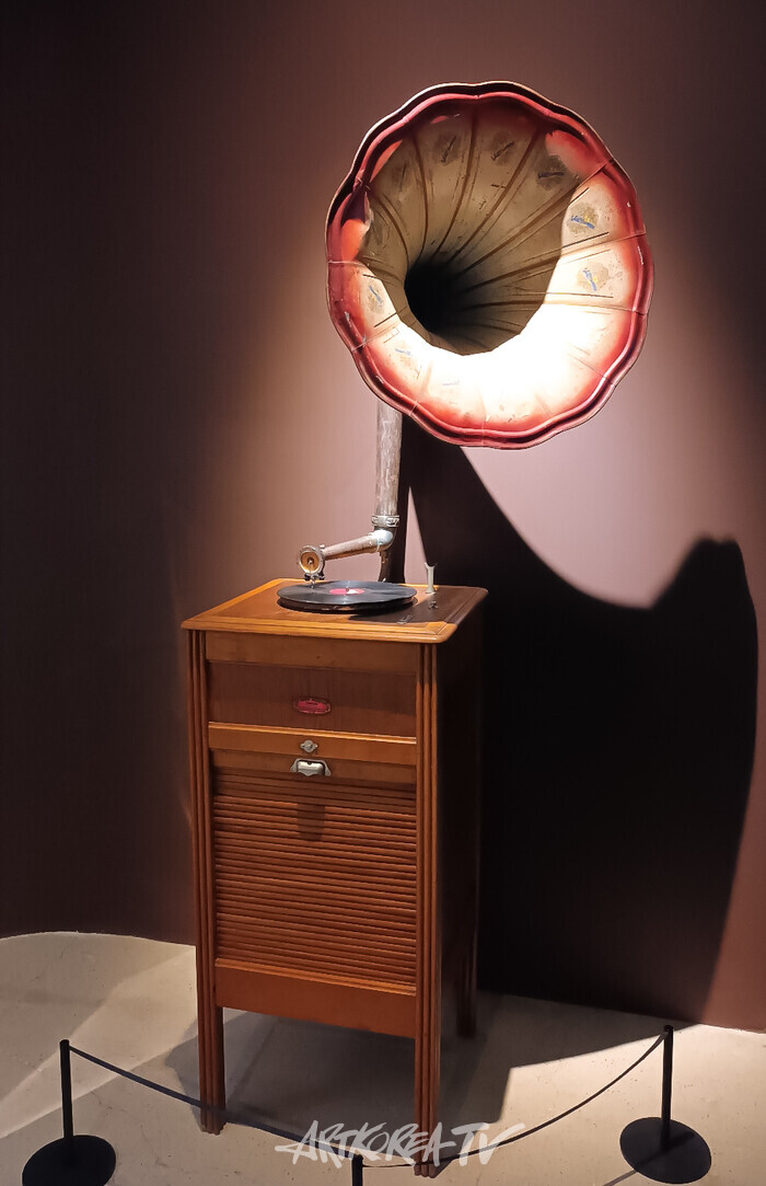 '시네마천국 이머시브 특별전-투.토토' 2024.12.19 사진 ⓒ아트코리아방송 이용선 기자