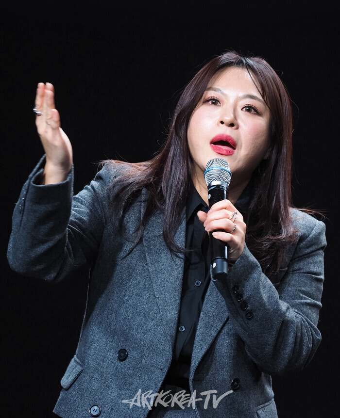 싱어송라이터 이영현 정규 3집 '프라이비트'(PRIVATE) 발매 기념 기자간담회. 2024.12.19 사진 ⓒ아트코리아방송 이용선 기자