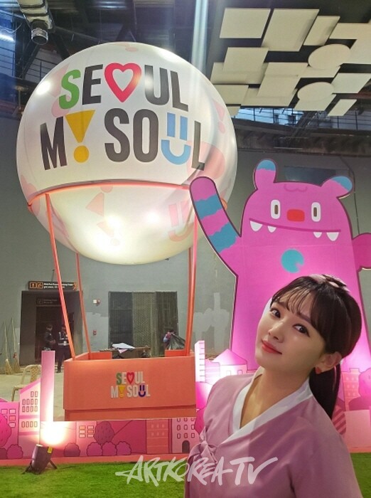 서울을 홍보하는 행사 'Seoul My Soul in India': 윤송아, 인도를 매료시키다