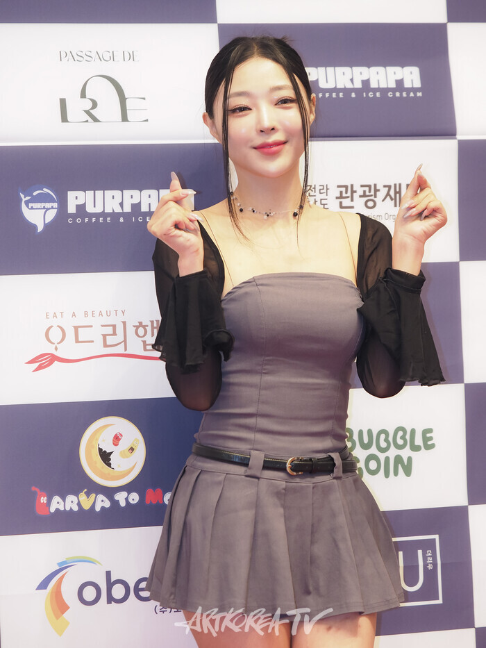 제13회 대한민국을 빛낸 10인 시상식(가수 혜니) 2024.12.23 사진 ⓒ아트코리아방송 이용선 기자