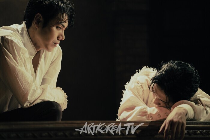 2024 연극 '스타크로스드' 공연 사진. 제공 (주)엠피앤컴퍼니