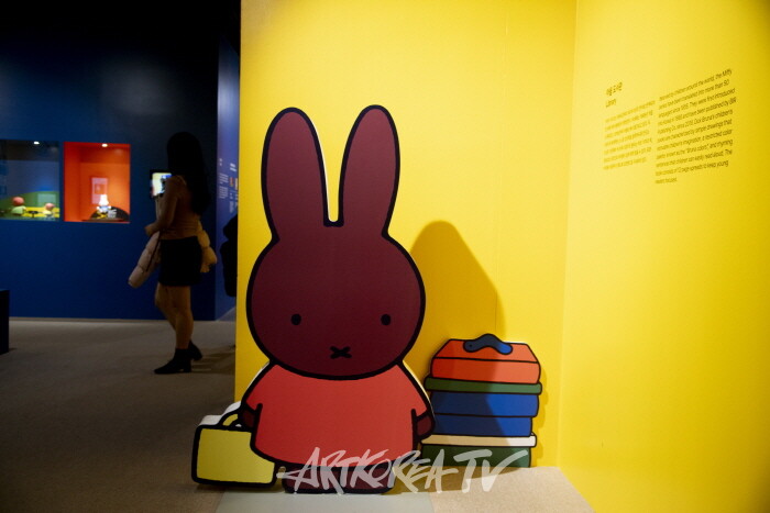 인사아트뮤지엄-미피 70주년 기념전 '미피와 마법우체통'