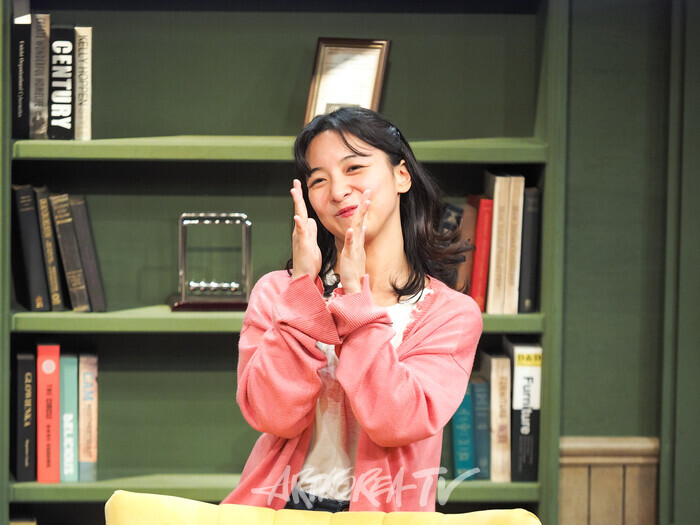 연극 '톡톡' 커튼콜(릴리 역 루나). 2025.01.08 사진 ⓒ아트코리아방송 이용선 기자