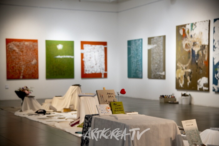 남기희 초대개인전 '무하유지향-무아의 여백'