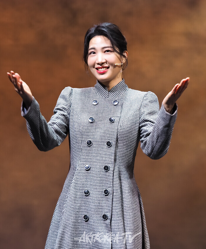 뮤지컬 '넬리블라이' 커튼콜(정다예) 2025.02.01 사진 ⓒ아트코리아방송 이용선 기자