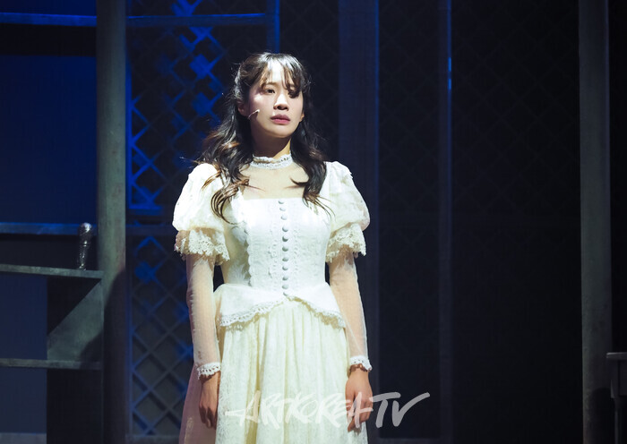 창작뮤지컬 '라파치니의 정원' 커튼콜(베아트리체 역 박새힘, 라파치니 역 김대종, 지오나비 역 정지우) 2025.02.04 사진 ⓒ아트코리아방송 이용선 기자