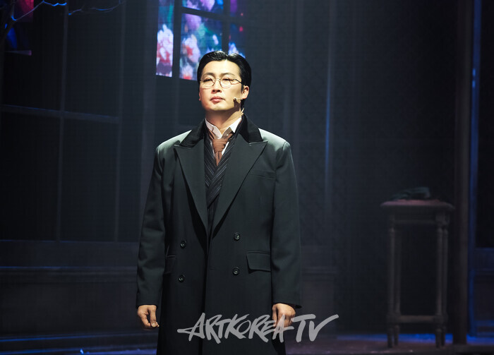 창작뮤지컬 '라파치니의 정원' 커튼콜(발리오니 역 지혜근) 2025.02.04 사진 ⓒ아트코리아방송 이용선 기자