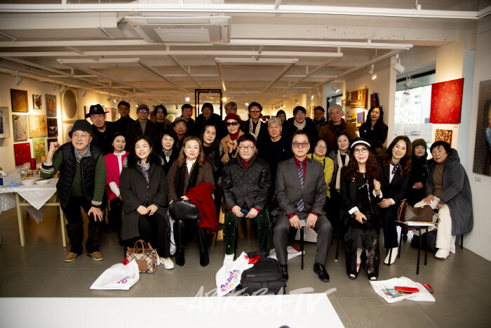 ‘옴니보어 자유게시판’展 오프닝 행사