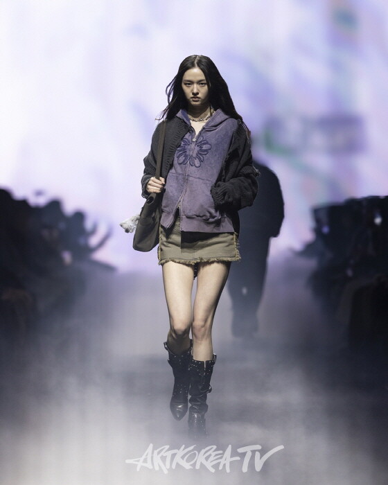 에스팀, ‘2025 F/W 서울패션위크’에서 압도적 활약…패션 업계 내 독보적 존재감 과시-박지원