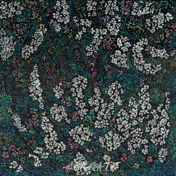정직성,201927,59×59cm,자개,나무에 삼베,옻칠 마감(Mother-of-pearl, hemp cloth on wood, natural lacquer),2019