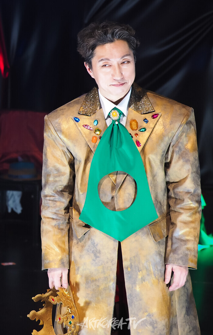 연극 '구미식' 커튼콜(조영규). 2025.02.22. 사진 ⓒ아트코리아방송 이용선 기자