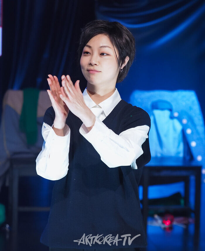 연극 '구미식' 커튼콜(윤경). 2025.02.22. 사진 ⓒ아트코리아방송 이용선 기자