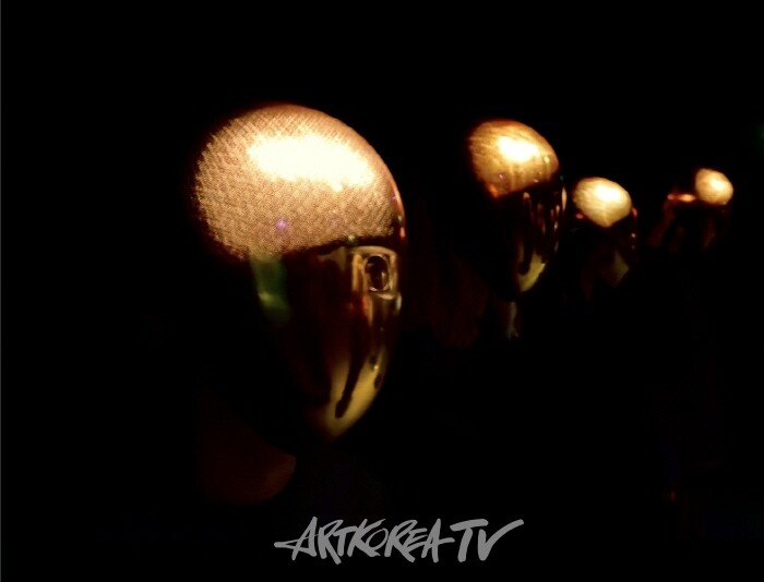 피에르 위그, 미술관을 살아있는 환경으로 재창조하다