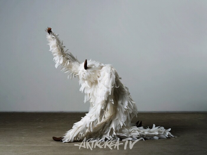 들킨자 The busted, mixed media, 가변크기 dimensions variable, 2025