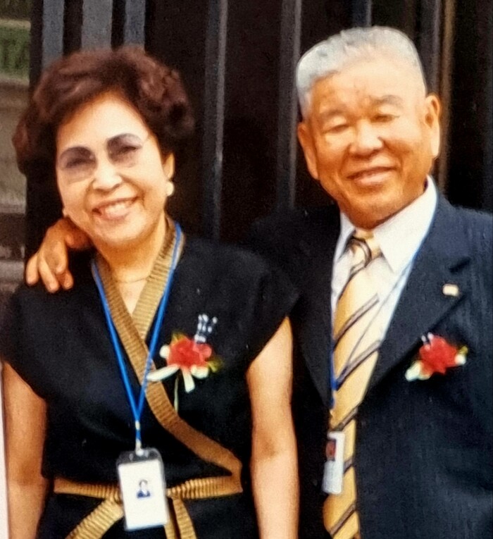 부부이자 화가 동지로서의 서양순 화백과 (고)강길원 화백 어느 기념 사진